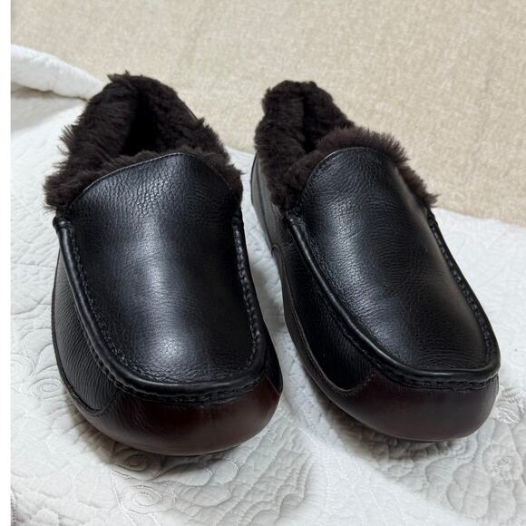 UGG Men 10 Black Brown Ascot Pebbled Leather Moccasin Loafer Slipper 10052229 main image 4